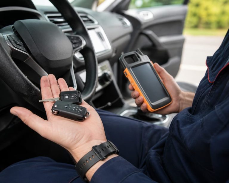 Safe and Reliable Vehicle Access Through non-destructive car entry